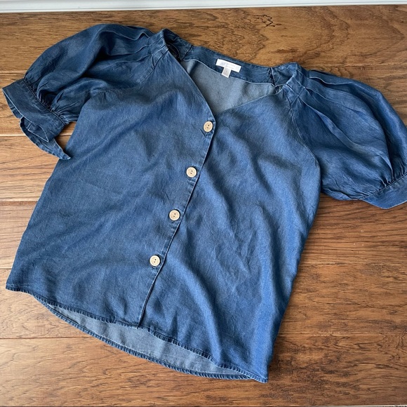 Lauren Conrad chambray button-front top - Picture 1 of 4